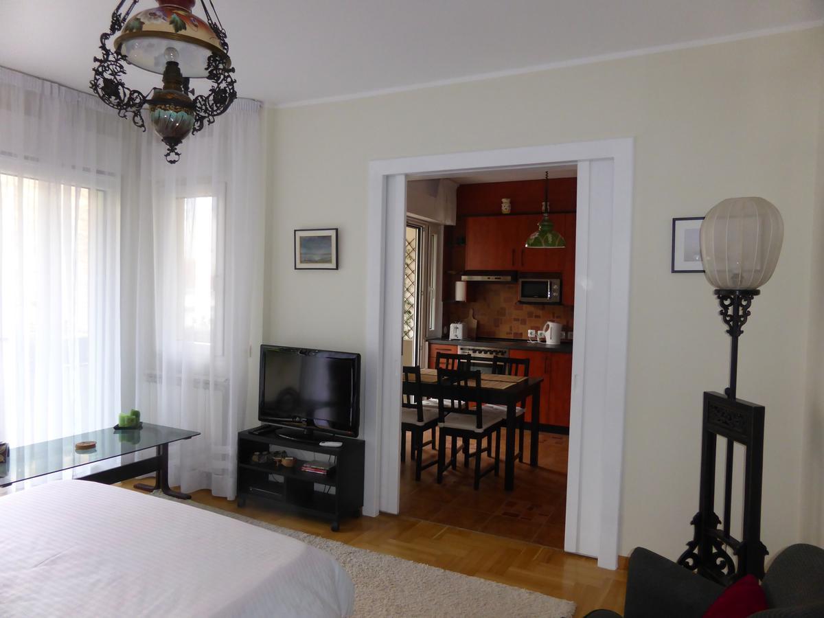 Apartment Deligradska Belgrado Buitenkant foto